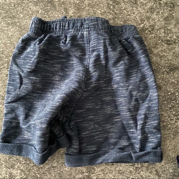 Boys mixed brand shorts shirt bathing suit bundle size 4T - Picture 5 of 12